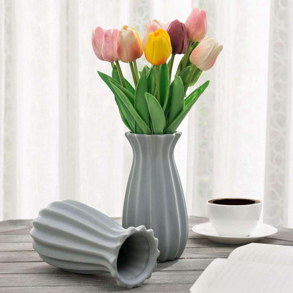 best Vintage Matte Gray Tulip Design Ribbed Ceramic Flower Vases For Sale of flower